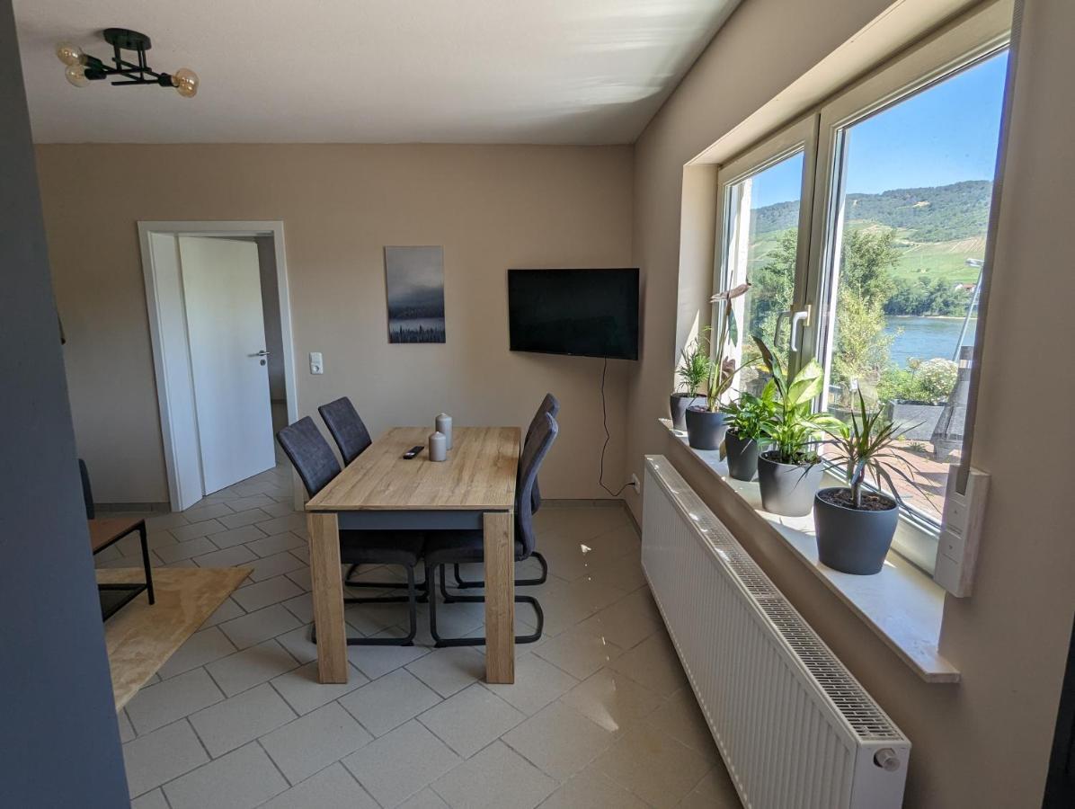 Ferienwohnung Rheinperle Niederheimbach Exterior photo